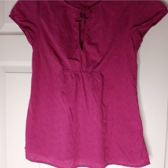Sonoma Life Style M Raspberry Eyelets Shortsleeves Women's Top - Picture 2 of 6